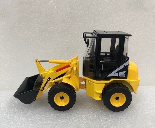 Scala yanmar v4 pala - 1/32,